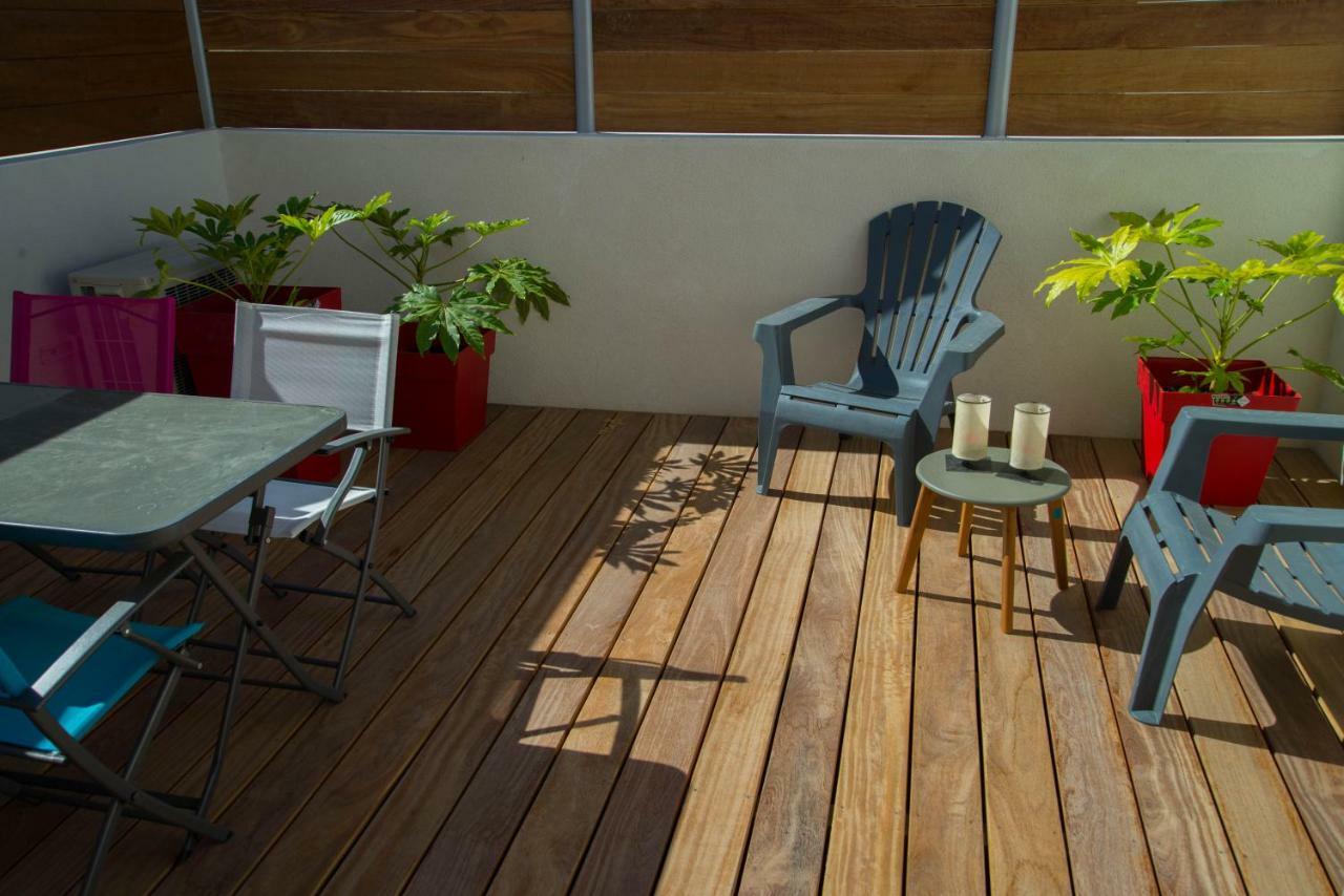 Les Terrasses De Bella Vista - Belle Maison Bord De Mer Сен-Венсан-сюр-Жар Екстер'єр фото